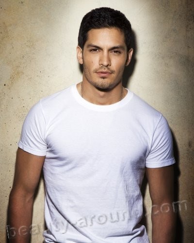 Nicholas Gonzalez beautiful American actor