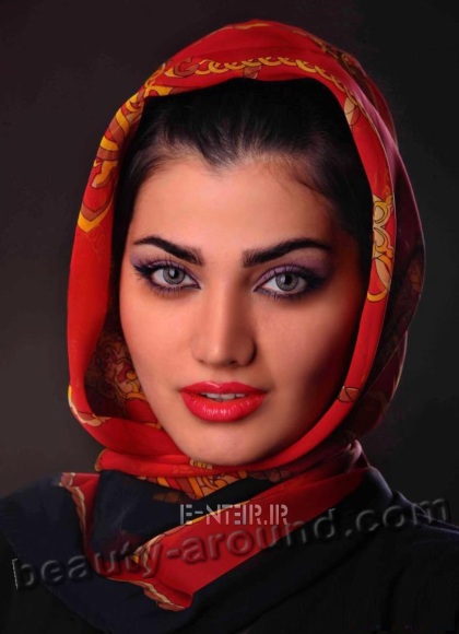 Nasim Fetrat is a beautiful iranian actress photo