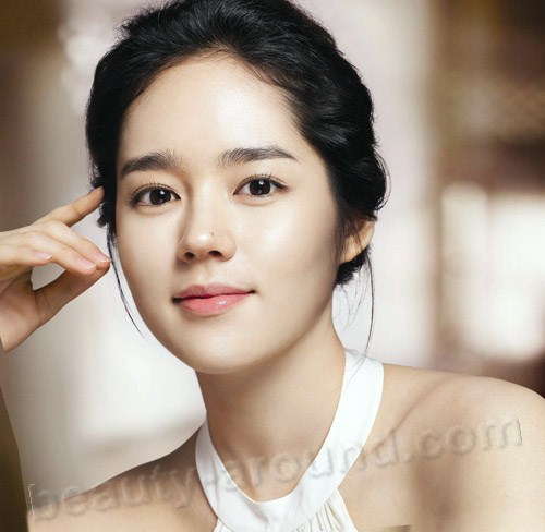  Han Ga In  South Korean actress photo