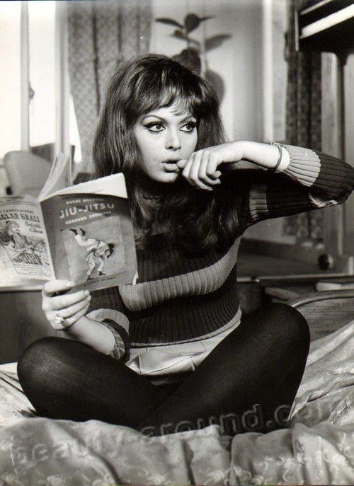 Turkan Soray oriental women photos