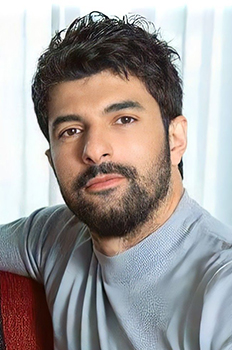 Engin Akyurek photo